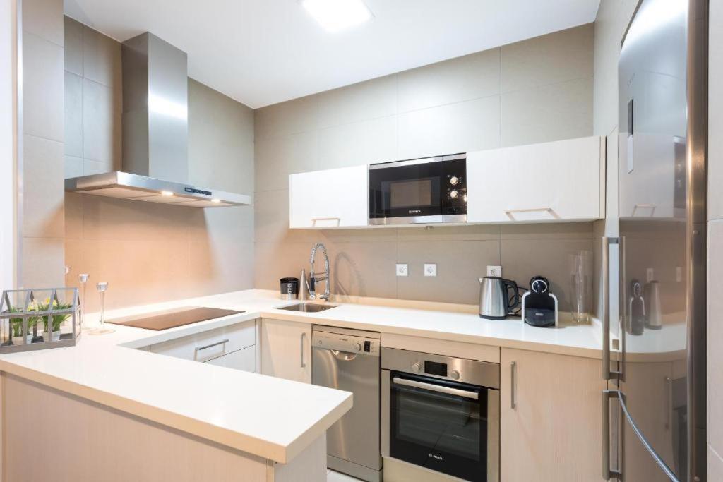 Atrivm San Julian Apartment Севилья Экстерьер фото