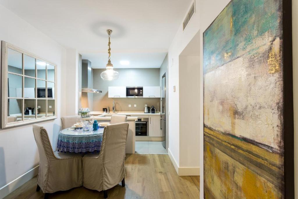 Atrivm San Julian Apartment Севилья Экстерьер фото